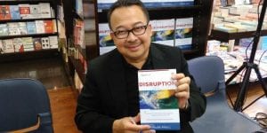 Giveaway Buku Disruption dari Rhenald Kasali