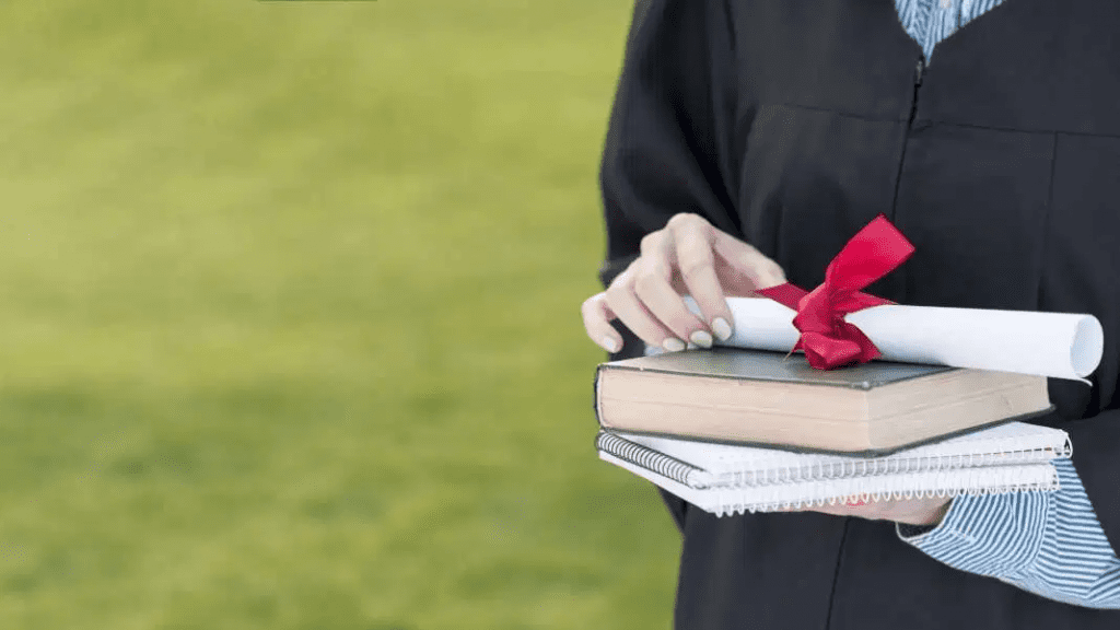 menghemat biaya kuliah