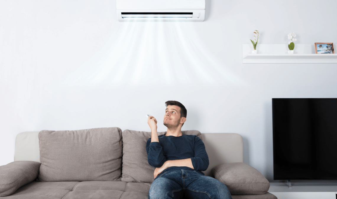 Memasang AC di Rumah