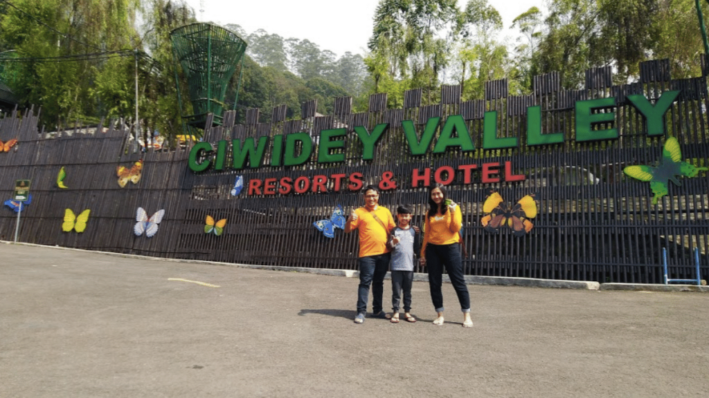 Ciwidey road trip Bandung Dari Surabaya