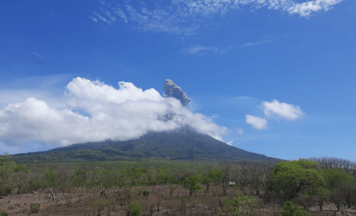 Bencana Erupsi Gunung Ili Lewotolok