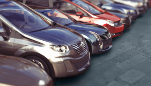 Menggunakan Simulasi Kredit Mobil