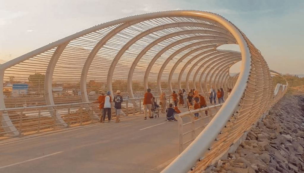 pantai boom banyuwangi