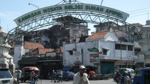 wisata menarik di surabaya kampung arab